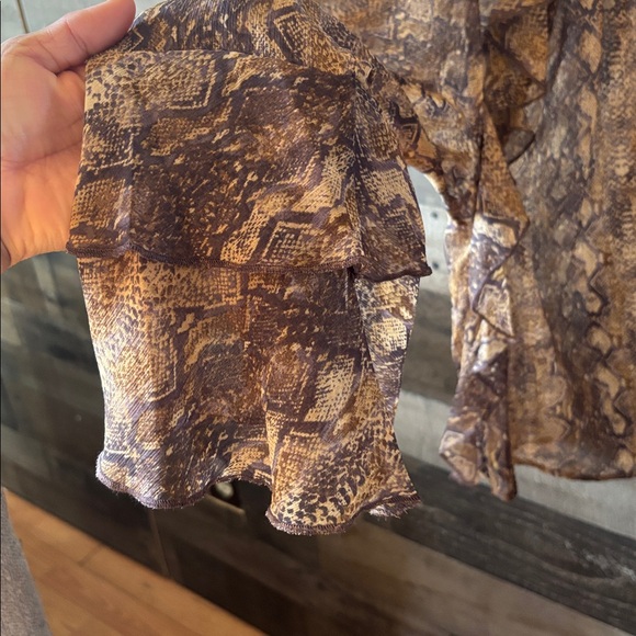 A.n.a Snake Print Ruffled Top - Picture 3 of 9